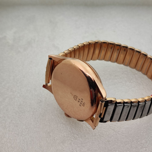 18ct golden Erzer by chronosuisse