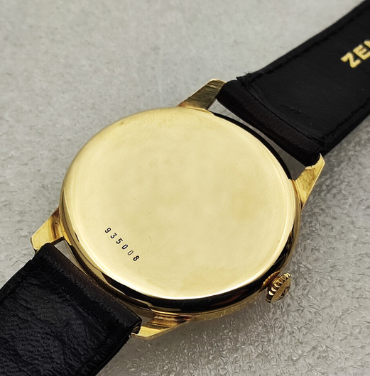  Vintage 14ct golden Zenith 
