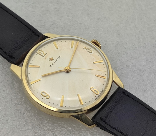  Vintage 14ct golden Zenith 