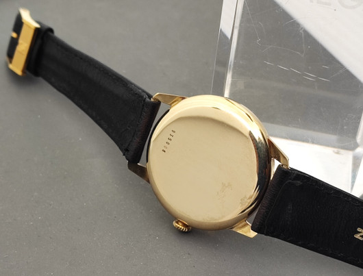  Vintage 14ct golden Zenith 