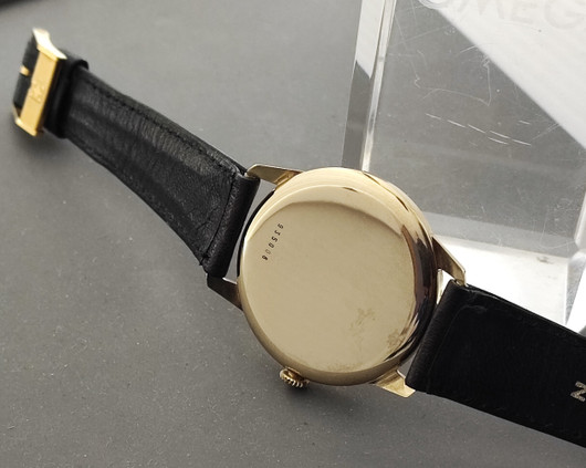 Vintage 14ct golden Zenith 