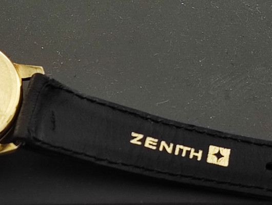  Vintage 14ct golden Zenith 