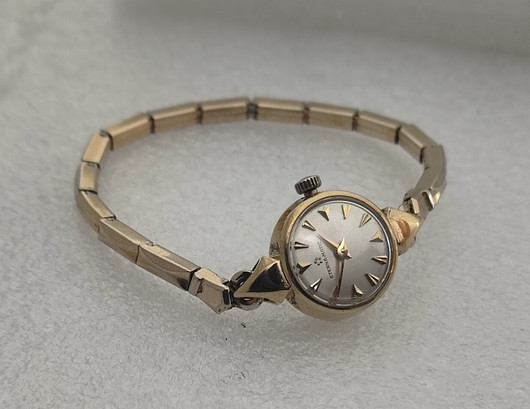 Eterna, 14ct kultakello