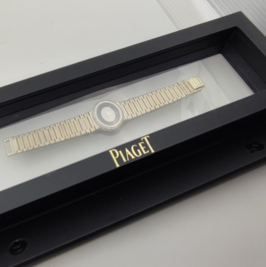 Piaget 18ct valko kultainen timantti ranneke kello