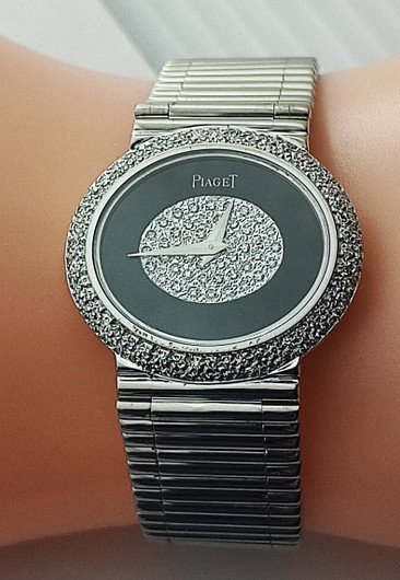 Piaget 18ct valko kultainen timantti ranneke kello