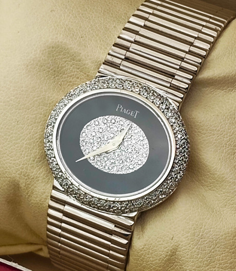 Piaget 18ct valko kultainen timantti ranneke kello