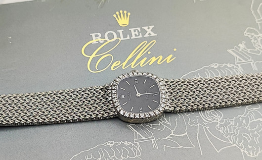 Rolex Cellini vintage 18ct golden Diamond bracelet watch