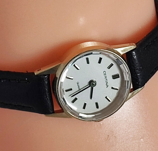 14ct golden Certina