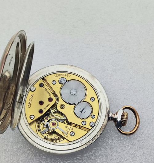  Omega hopeinen vintage taskukello