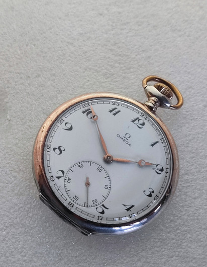  Omega hopeinen vintage taskukello