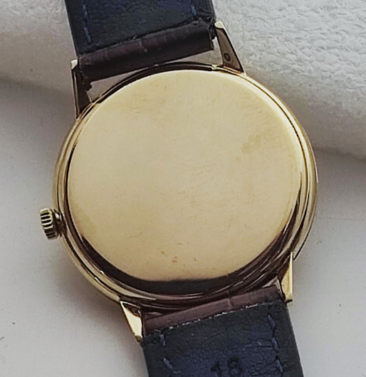 14ct kultainen Omega Geneve uutta vastaavassa kunnossa 