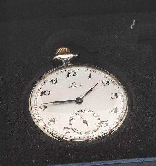 Omega rare steel . cal 40,6LT1