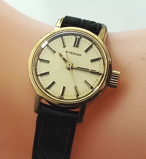 Eterna vintage dress watch  looking good