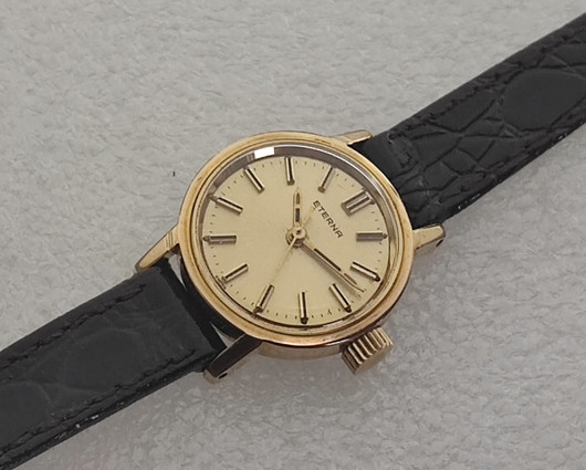 Eterna vintage dress watch  looking good
