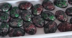 verikivi / bloodstone