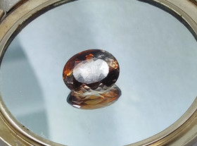 Imperial Topaz rarity 15 x 12 mm / 11 ct oval