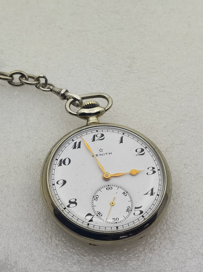 Zenith vintage teräsmalli