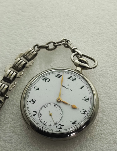 Zenith vintage teräsmalli