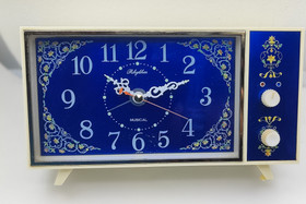 Alarm table clock 