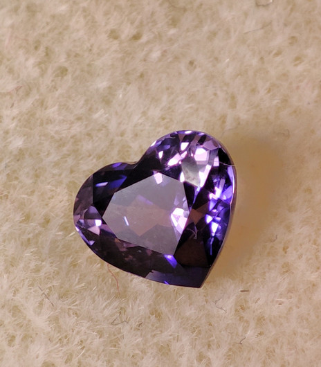 Sapphire 1,3 ct heart , multicolor