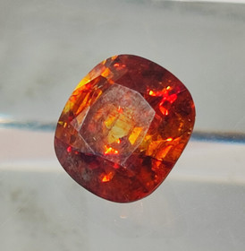 Espanjan Spaleriitti monisäyinen 12mm / 8,9ct multicolour