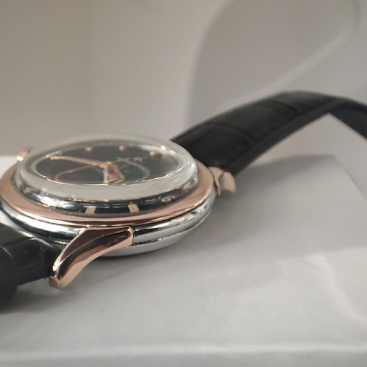 Omega Constellation automatic , chronometer  