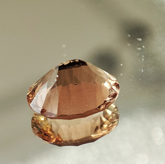 Imperial Topaz 10 mm / 2,9 ct oval