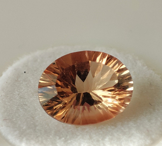 Imperial Topaz 10 mm / 2,9 ct oval