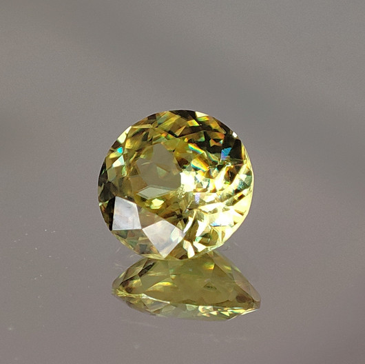 Sphene 1 ct with certification