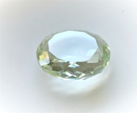 Vaalea 75 ct ISO prasioliitti ovaali