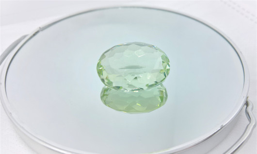 Vaalea 75ct ISO prasioliitti