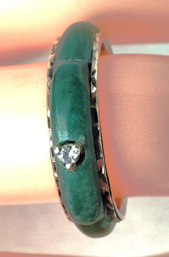 vintage  jade gold ring with diamond