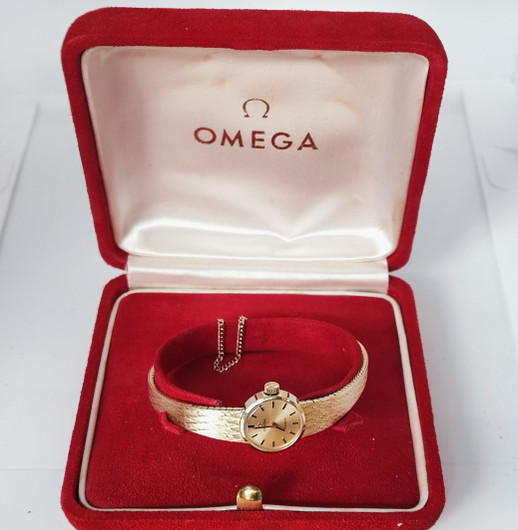 Omega Classic 14c jubilee vintage bracelet watch