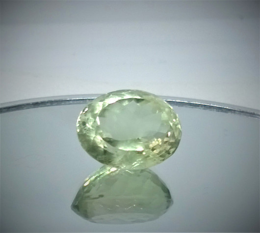 prasioliitti Brasiliasta 20ct