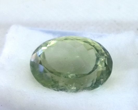 prasioliitti Brasiliasta 20ct