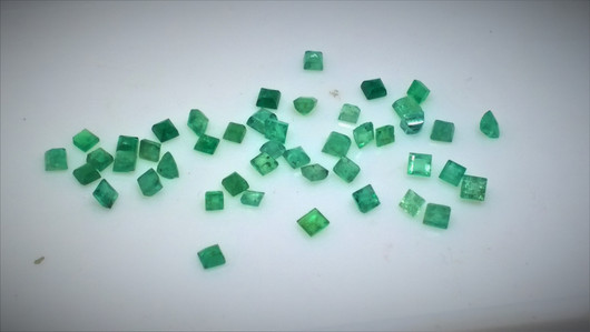 Smaragdi 2-2,5  x 2  - 2,5mm