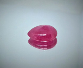 Luonnollinen Rubiini pisara 15 mm / 8,9 ct  