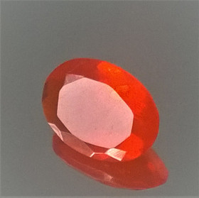 fire opal 0,5 ct oval