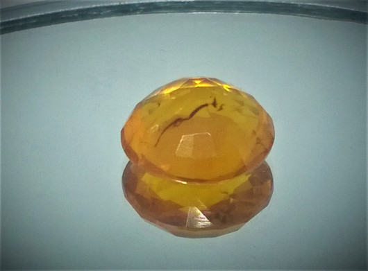 Burmalainen luonnollinen harvinaisuus 100milj. vuotta vanha viistehiottu Burmite / meripihka (amber ) 