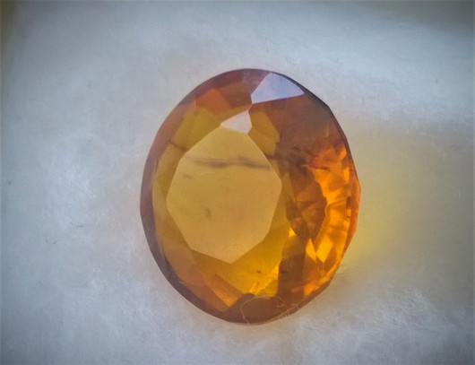 Burmalainen luonnollinen harvinaisuus 100milj. vuotta vanha viistehiottu Burmite / meripihka (amber ) 
