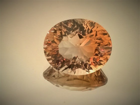 Imperial topaasi 3,2 ct ovaali