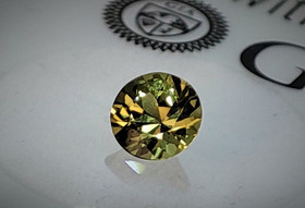 multicolour / monivärinen SAFIIRI 4,9 mm / 0,5 ct harvinainen yksilö  , kuvallisella aitoustodistuksella