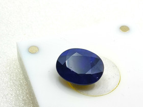 Sininen Safiiri harvinaisus 18 mm / 16 ct GRA kuvallinen aitoustodistus