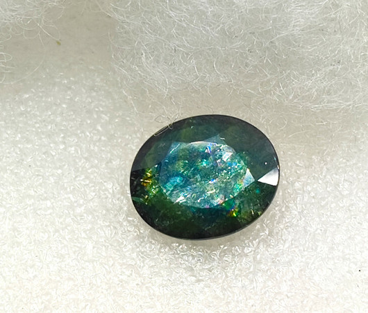 Sapphire 18 x 15 mm / 14,5 ct oval