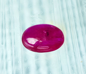 Ruby 9 ct oval with certificaate