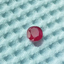 Rubiini 9,8 mm / 3 ct ovaali kuvallisella GRA aitoustodistuksella