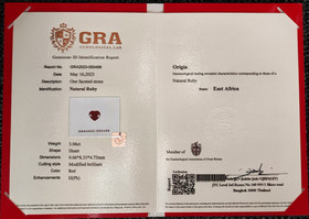 Rubiini 9 x 8 mm / 3 ct sydän kuvallinen GRA aitoustodistus