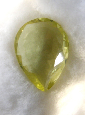 Labradoriitti kirkas VVS / 27ct