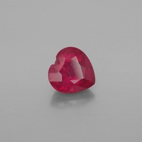 Ruby 1,75 ct heart