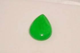 Chalsedony imperial green 37 mm / 7,3 ct pear